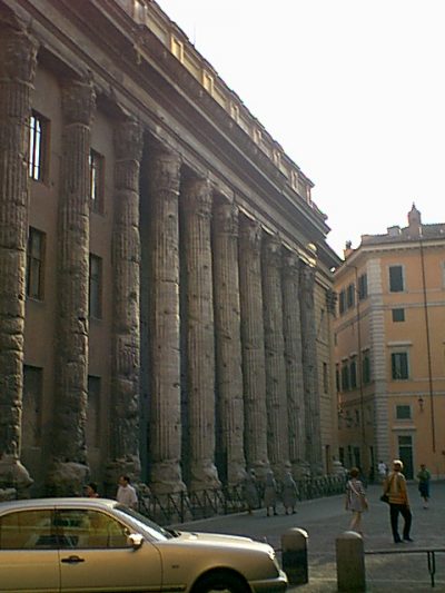 Piazza di Pietra - 1999-08-01-182816