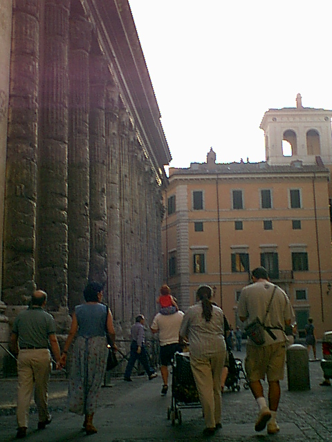 Piazza di Pietra - 1999-08-01-182950
