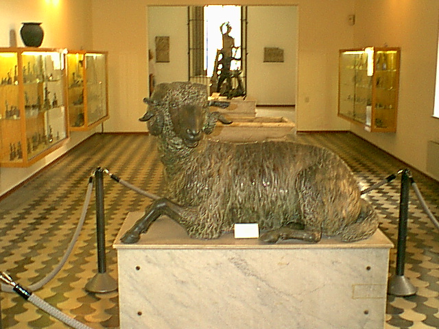 Archeological Museum "A. Salinas" - 1999-08-13-124927