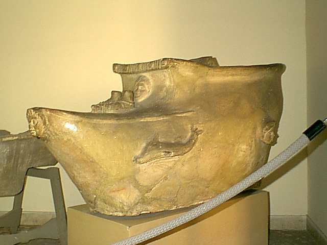 Archeological Museum "A. Salinas" - 1999-08-13-125124