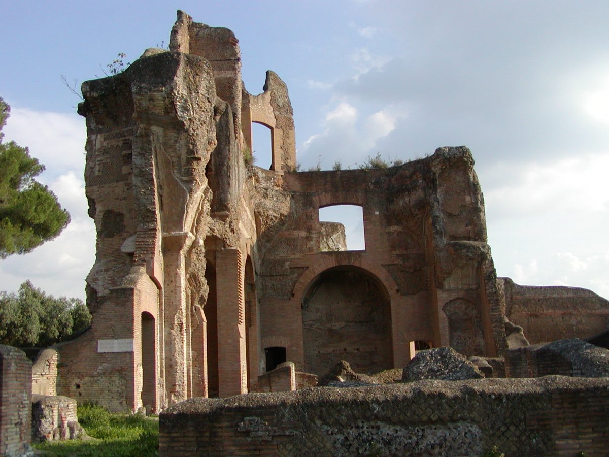 Hadrian's Villa - 2002-09-08-170545