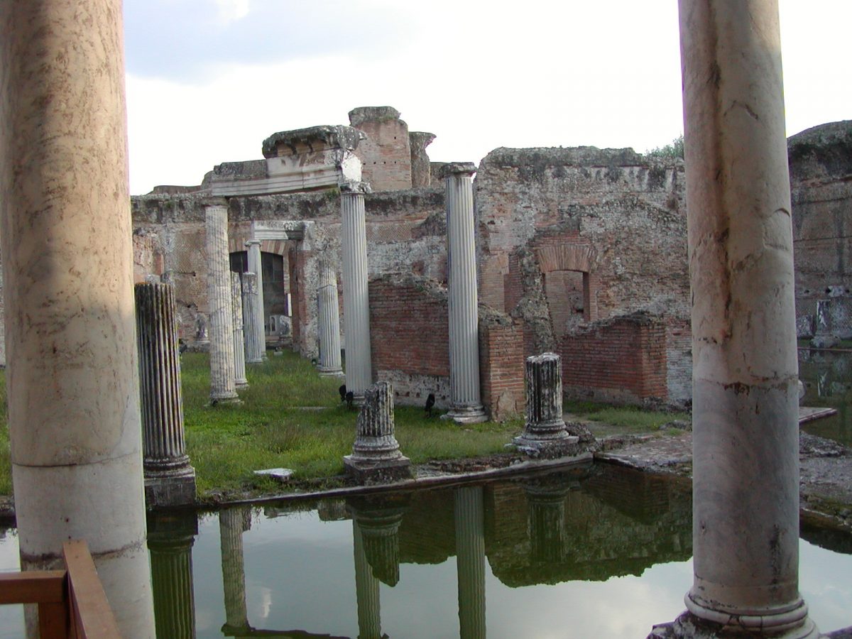 Hadrian's Villa - 2002-09-08-171217