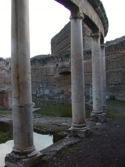 Hadrian's Villa - 2002-09-08-171222
