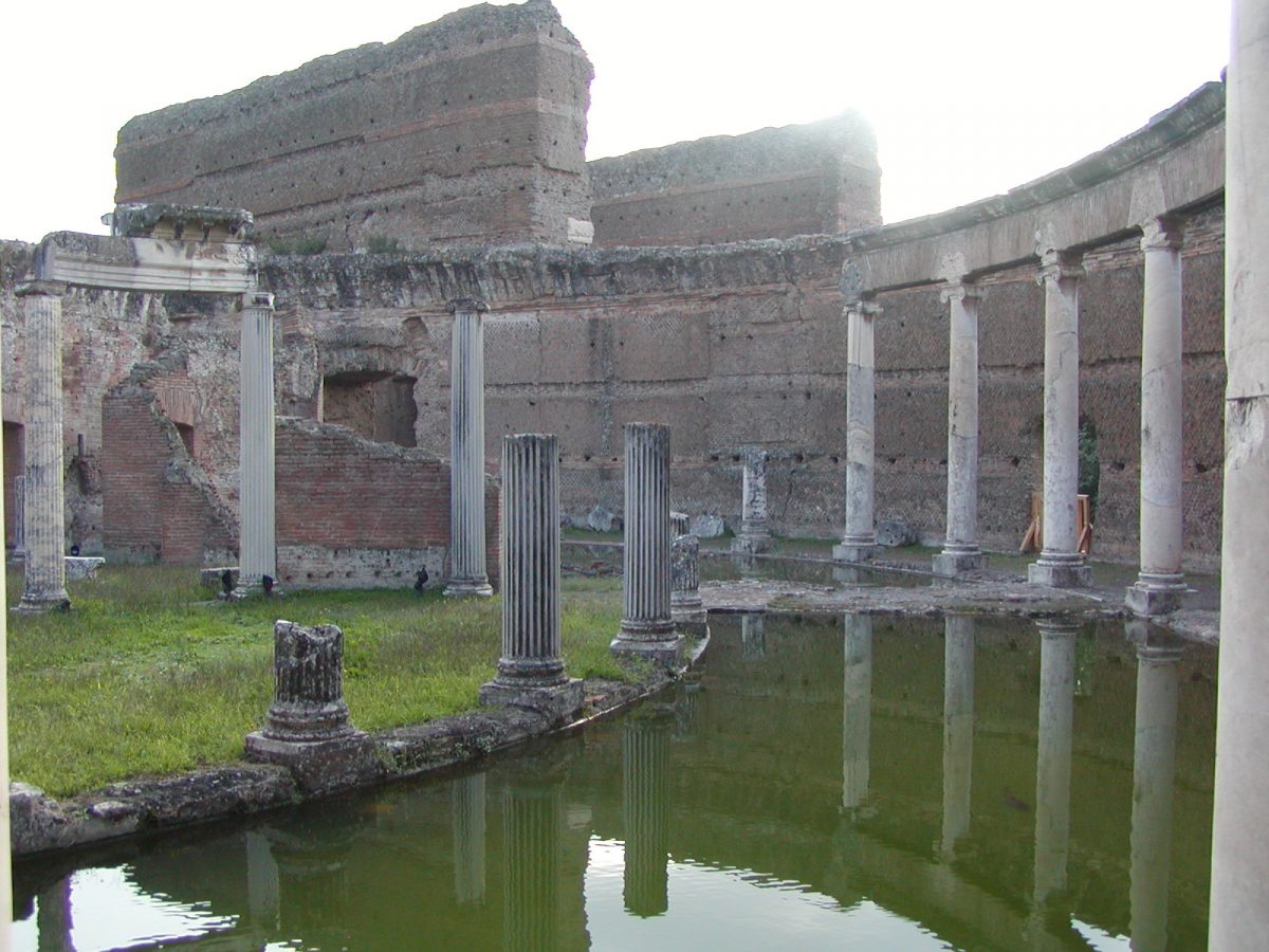 Hadrian's Villa - 2002-09-08-171258