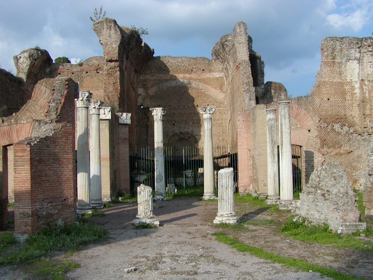 Hadrian's Villa - 2002-09-08-173740