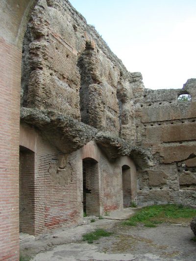 Hadrian's Villa - 2002-09-08-174820