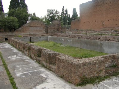 Hadrian's Villa - 2002-09-08-180410