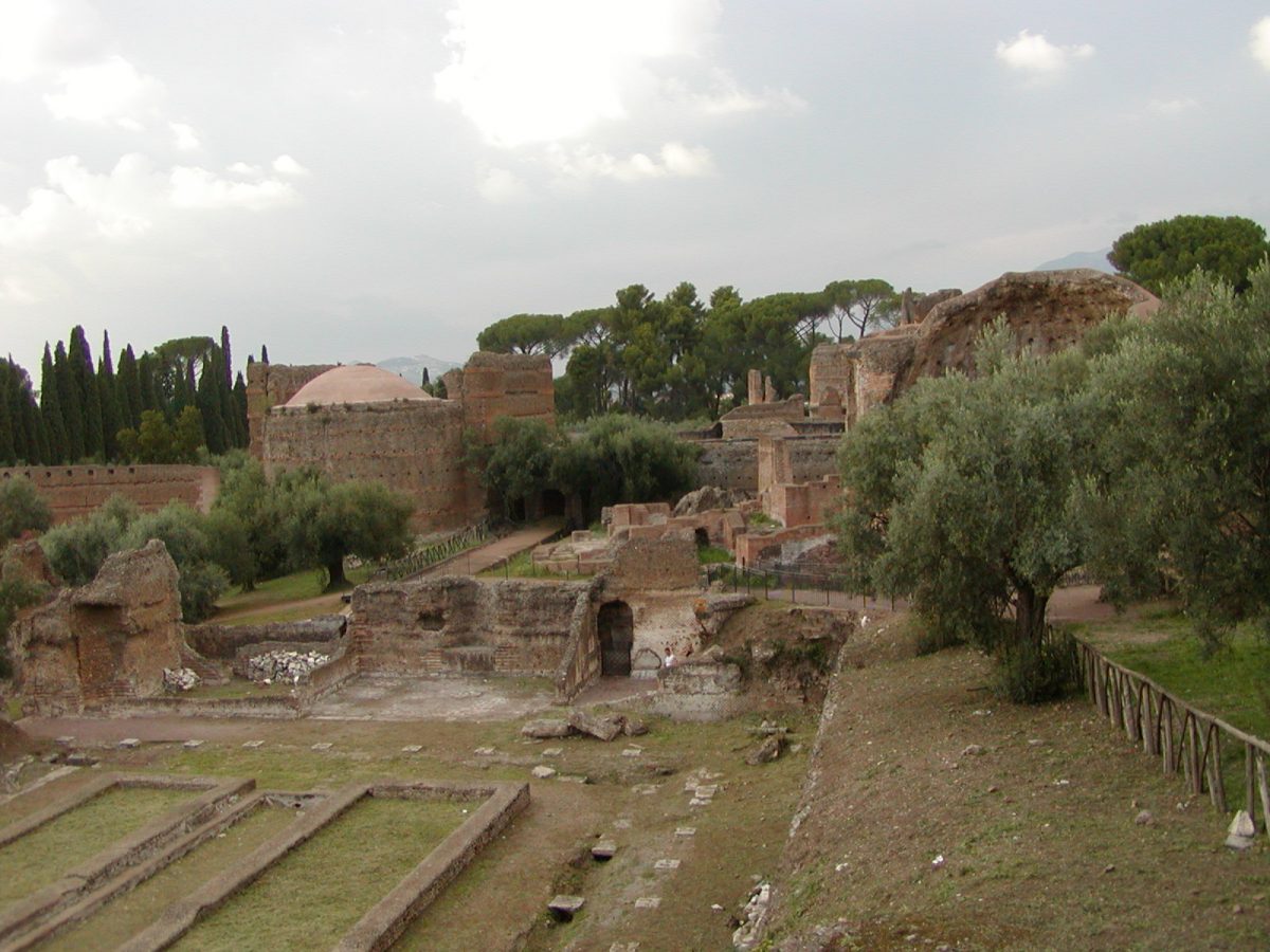 Hadrian's Villa - 2002-09-08-180822
