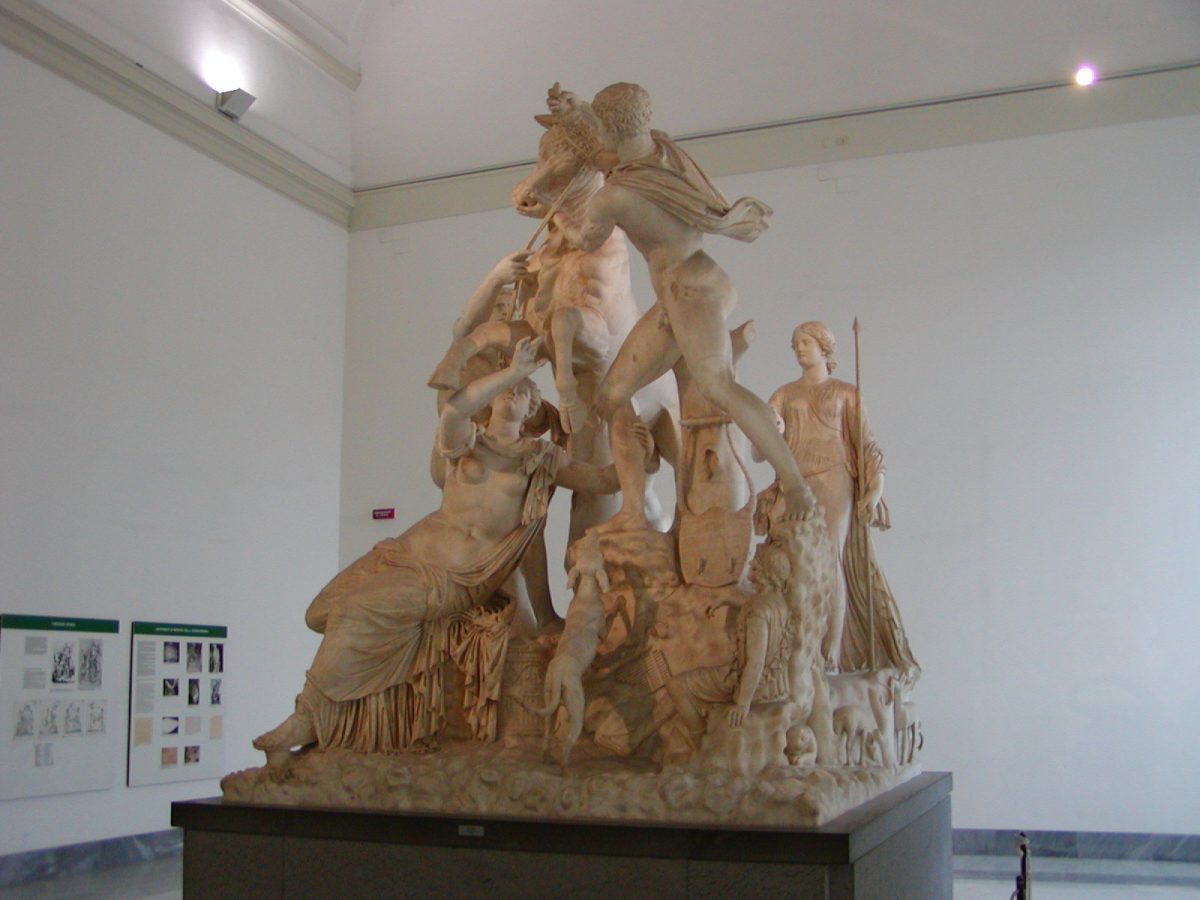Museo Archeologico Nazionale - 2002-09-13-095645