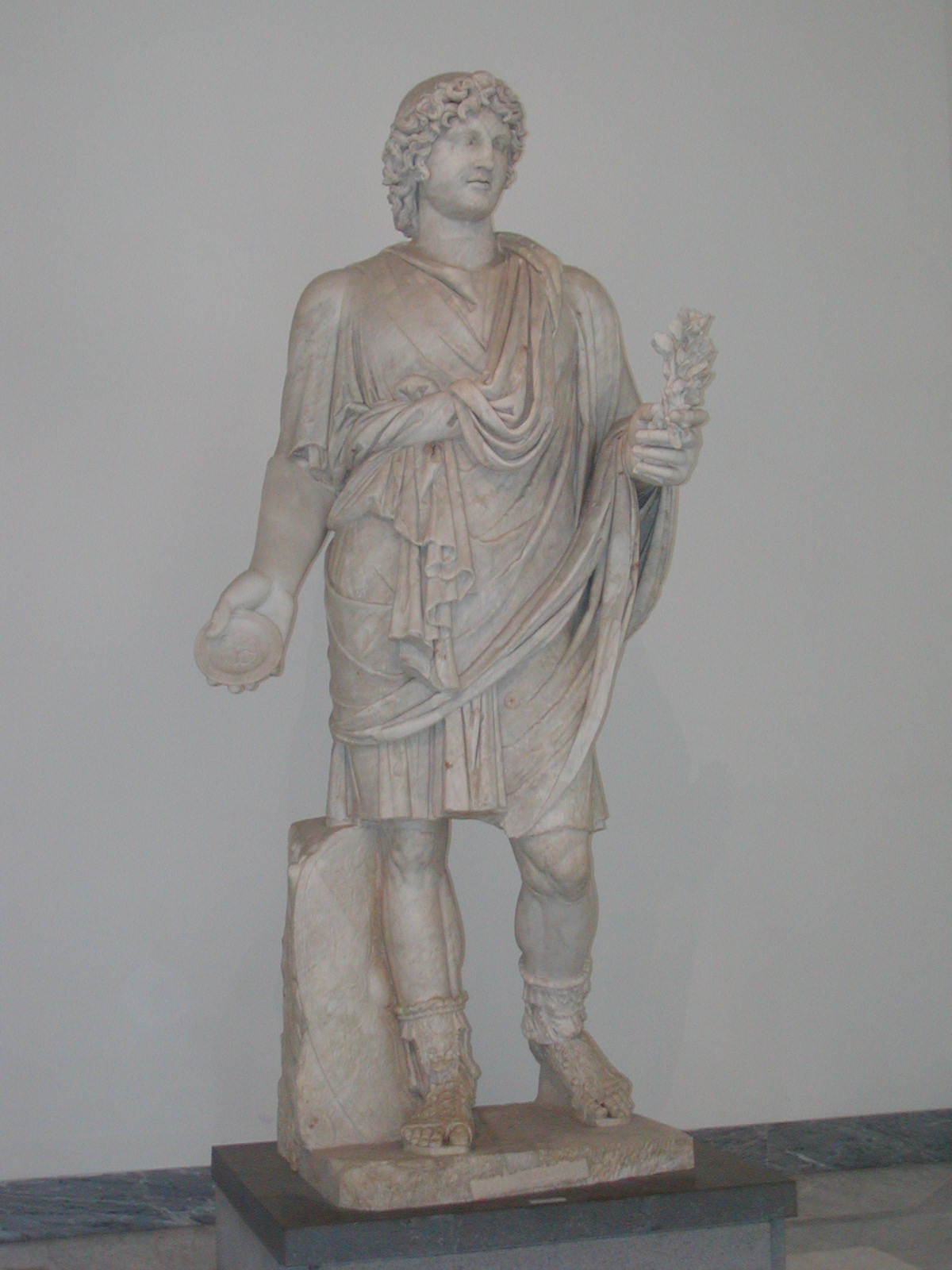 Museo Archeologico Nazionale - 2002-09-13-100413