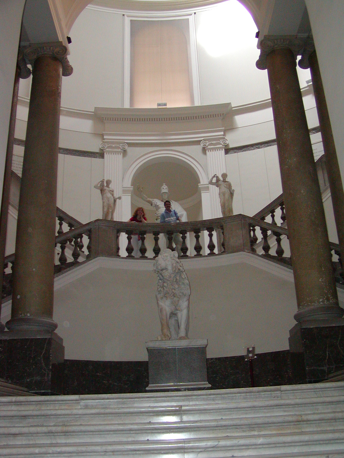 Museo Archeologico Nazionale - 2002-09-13-133103