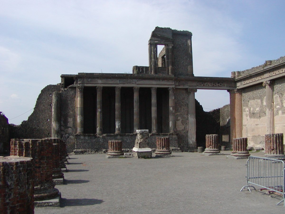 Pompeii - 2002-09-14-115208