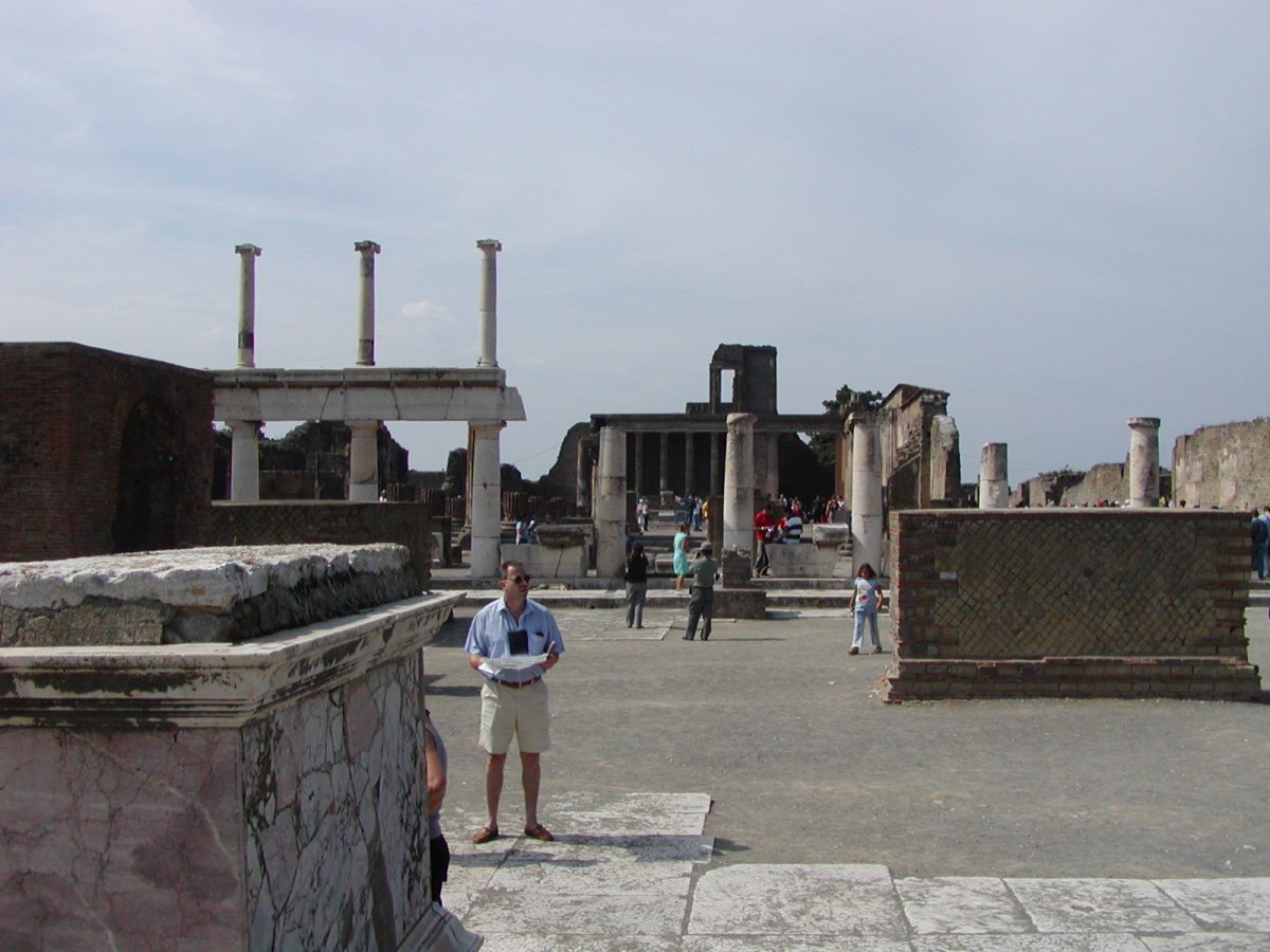 Pompeii - 2002-09-14-120024