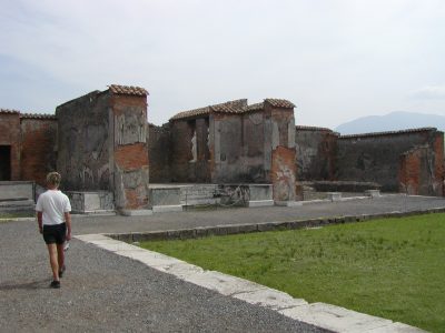 Pompeii - 2002-09-14-123224