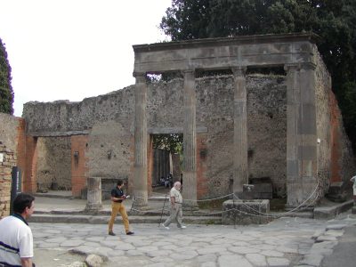 Pompeii - 2002-09-14-144423