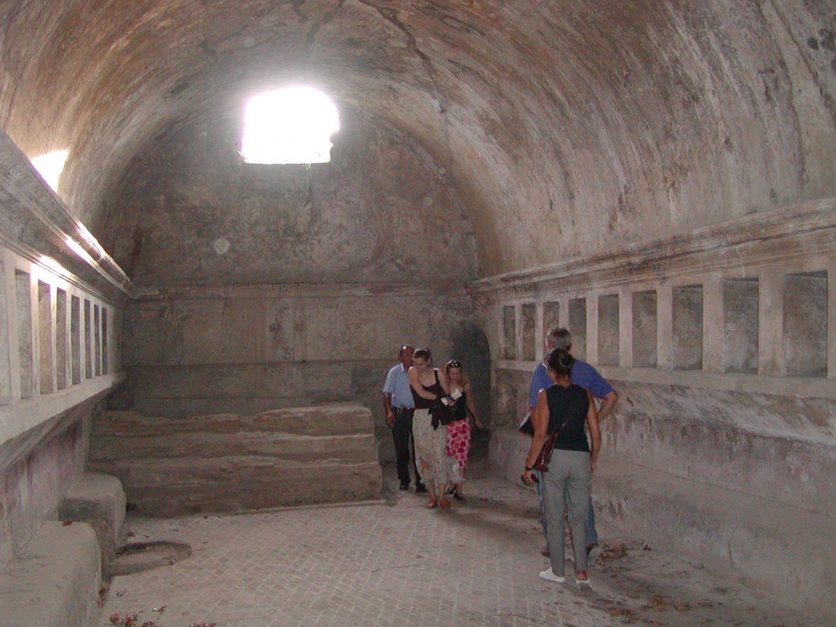 Pompeii - 2002-09-14-173310