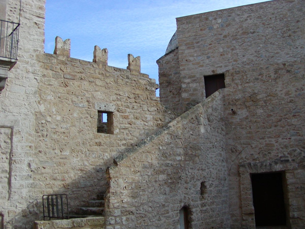 Castle of Carini - 2003-12-21-141311