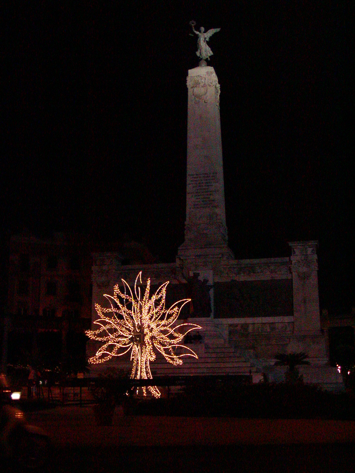 Piazza della Vittoria - 2003-12-22-192104