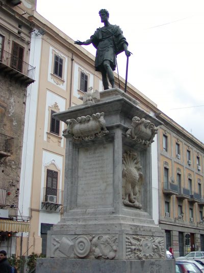 Piazza Bologni - 2003-12-24-132516