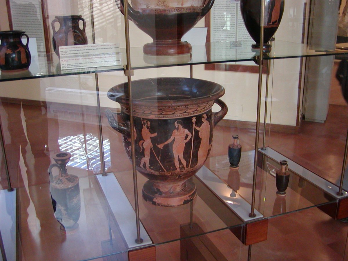 Archaeological Museum - 2003-12-27-124423