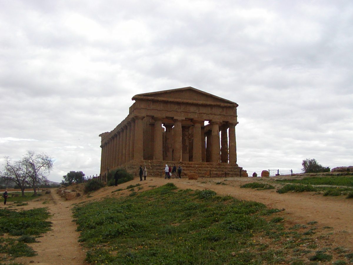 Valley of the Temples - 2003-12-28-132134