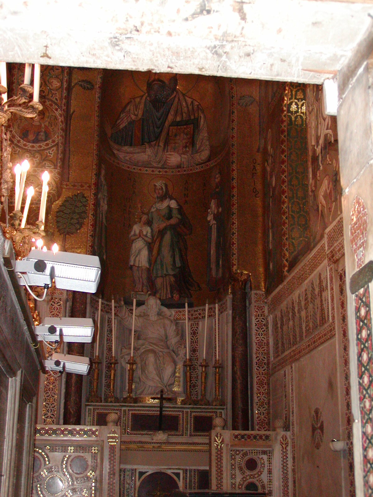 Palatine Chapel - 2004-01-04-124938