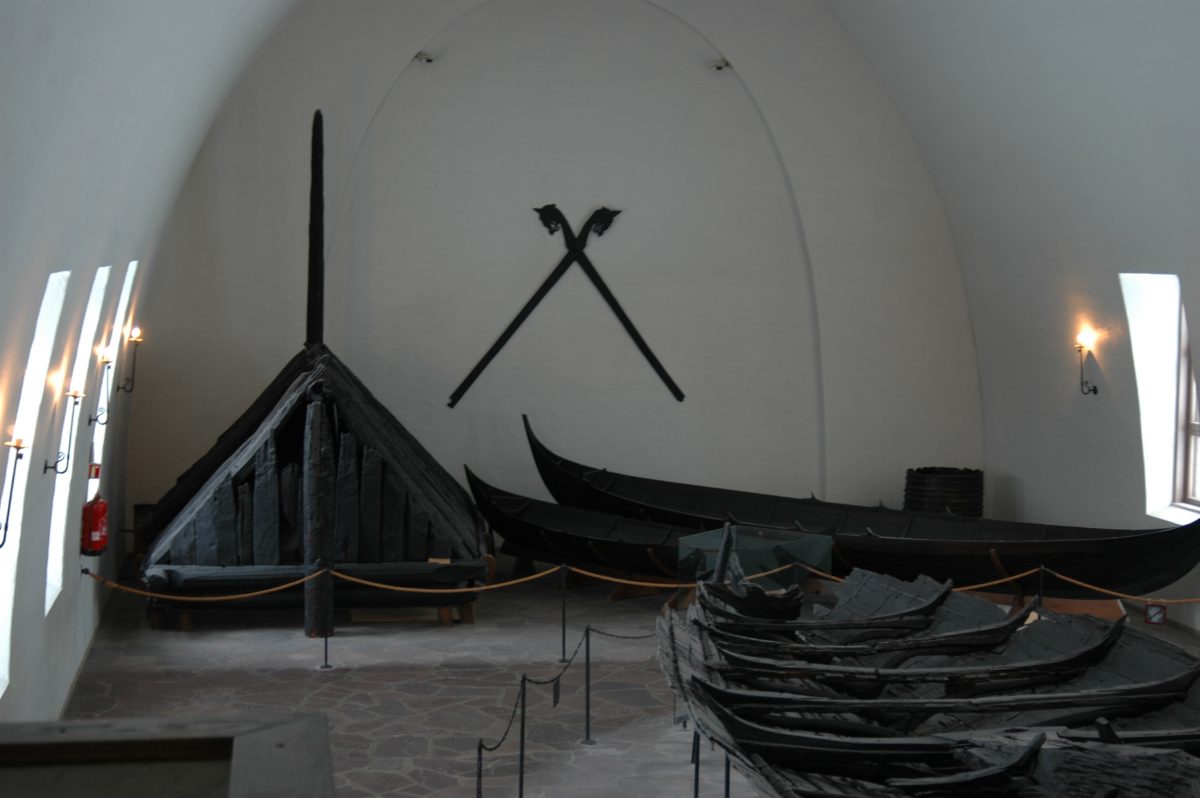 Viking Ship Museum - 2004-12-03-125545