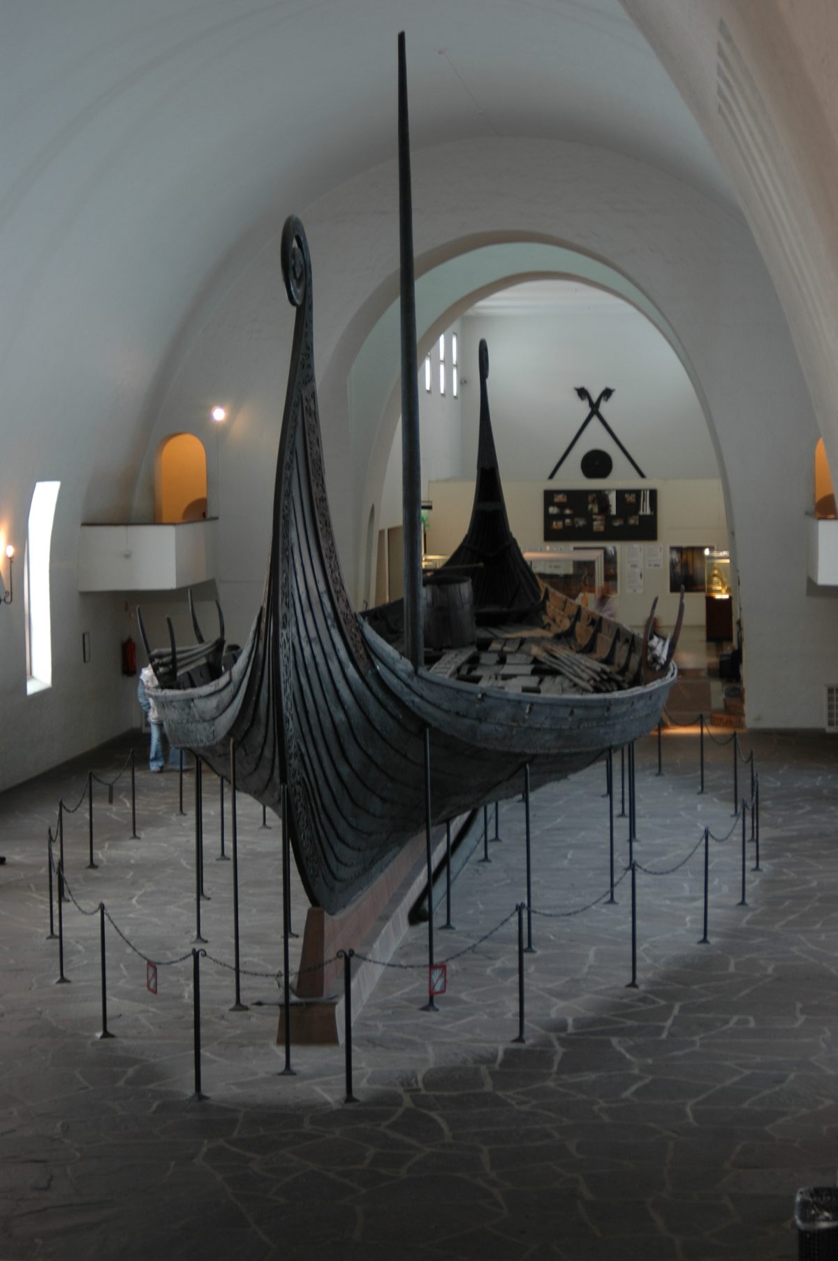 Viking Ship Museum - 2004-12-03-135250